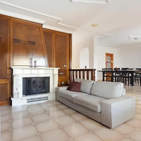 Tossals Villa