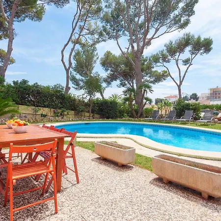 Tossals Villa *